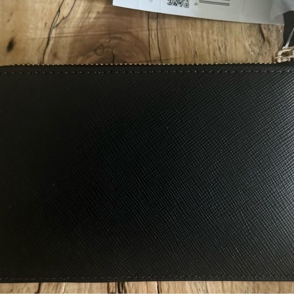 NWT Kate Spade Lucy Small L-Zip Wristlet - Picture 3 of 9